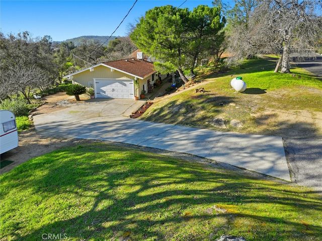 28924 Limestone Way, Coarsegold, CA 93614
