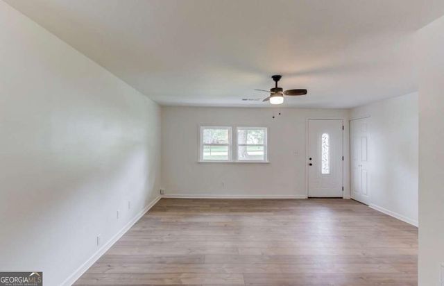 5266 Long Green Lane, Stone Mountain, GA 30088