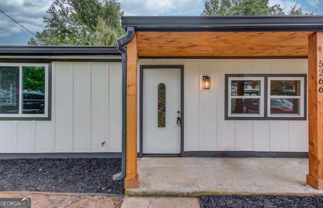 5266 Long Green Lane, Stone Mountain, GA 30088