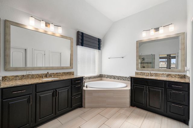 4301 Mesquite Terrace Drive, Manvel, TX 77578