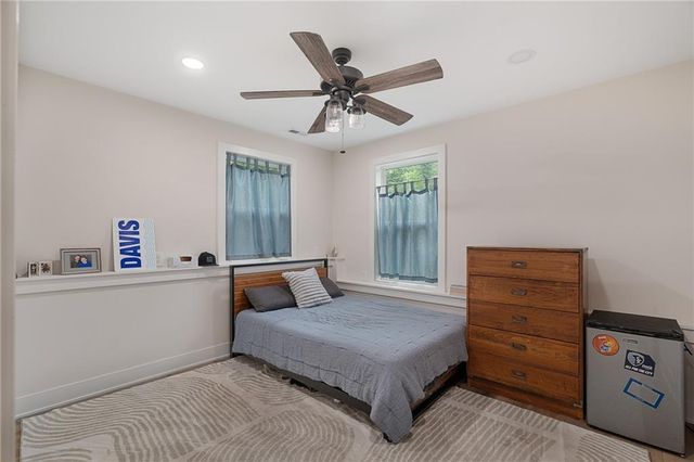9325 Walnut Street, Kansas City, MO 64114