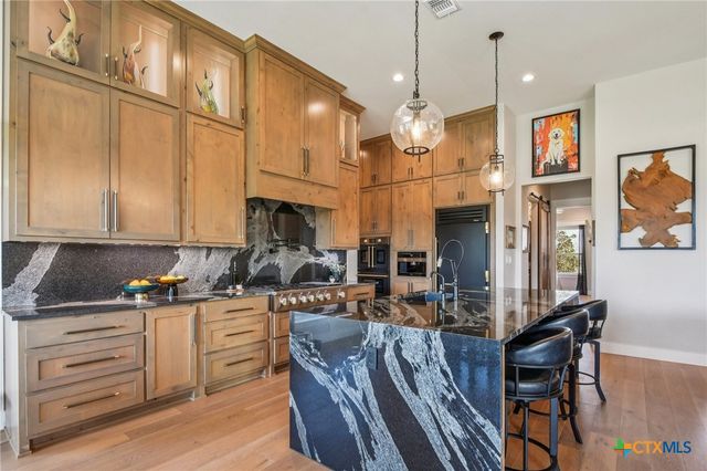 173 Via Lago, Belton, TX 76513