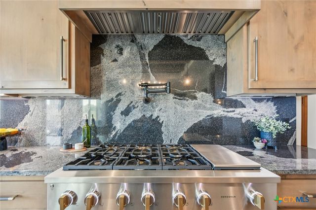 173 Via Lago, Belton, TX 76513