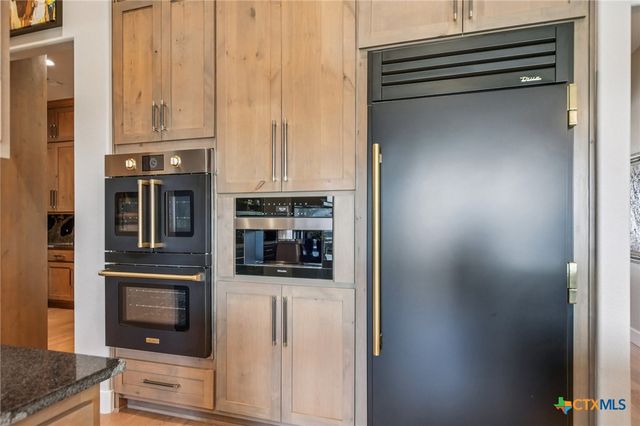 173 Via Lago, Belton, TX 76513