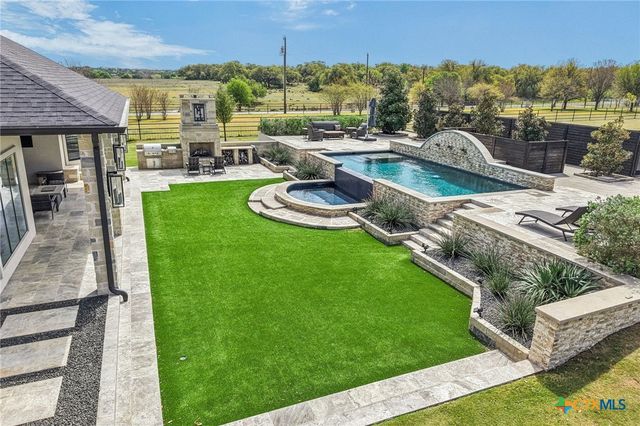 173 Via Lago, Belton, TX 76513