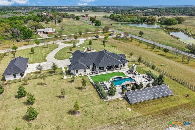 173 Via Lago, Belton, TX 76513