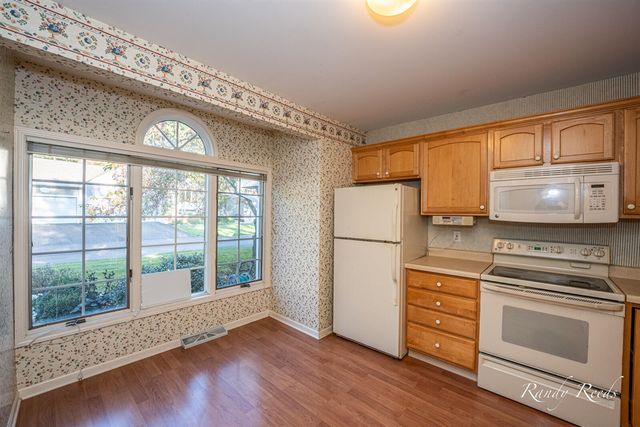 3361 Woodwind Drive 6, Grand Rapids, MI 49525