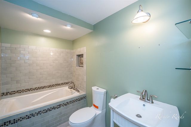 3361 Woodwind Drive 6, Grand Rapids, MI 49525