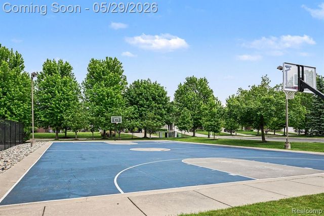 28614 Cottage Lane, New Hudson, MI 48165
