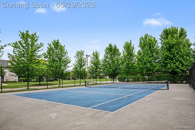 28614 Cottage Lane, New Hudson, MI 48165