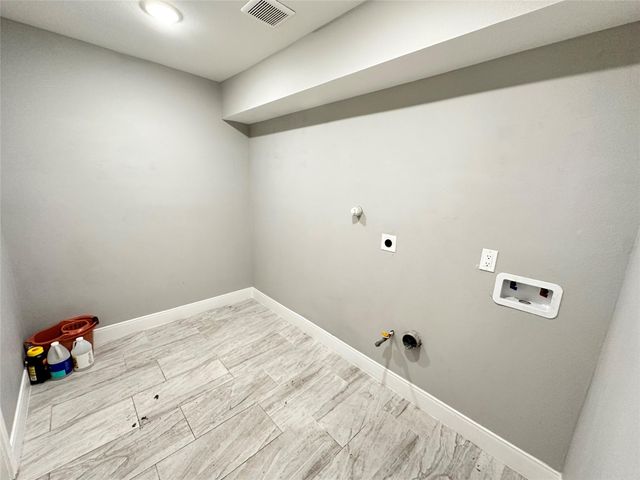 12703 W Hardy Road, Houston, TX 77037