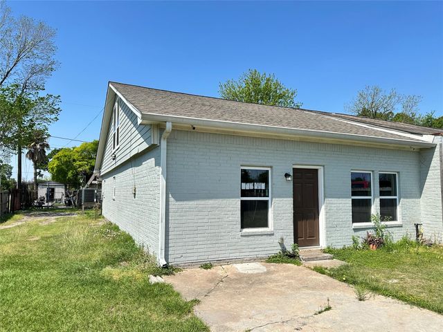 12703 W Hardy Road, Houston, TX 77037