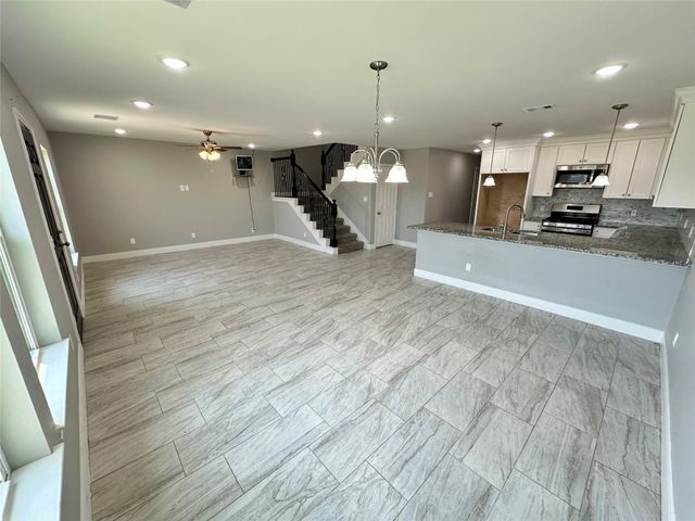 12703 W Hardy Road, Houston, TX 77037
