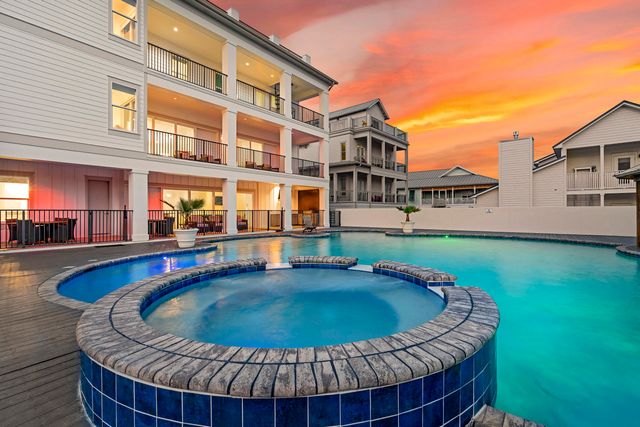 37 W Seahorse Circle, Santa Rosa Beach, FL 32459
