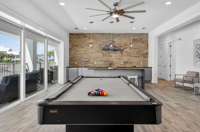 37 W Seahorse Circle, Santa Rosa Beach, FL 32459