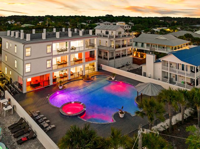 37 W Seahorse Circle, Santa Rosa Beach, FL 32459