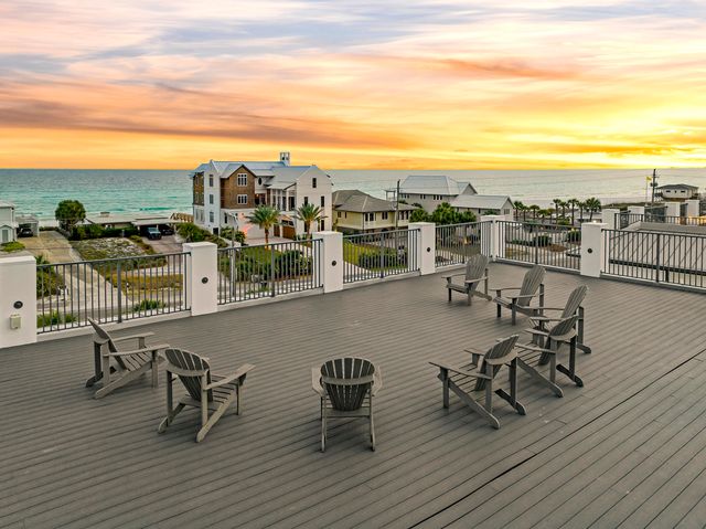 37 W Seahorse Circle, Santa Rosa Beach, FL 32459