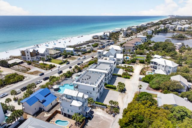 37 W Seahorse Circle, Santa Rosa Beach, FL 32459
