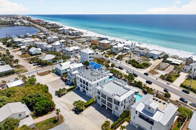 37 W Seahorse Circle, Santa Rosa Beach, FL 32459