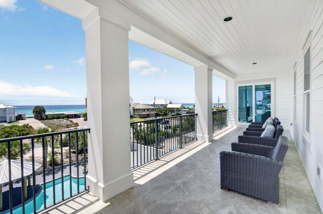 37 W Seahorse Circle, Santa Rosa Beach, FL 32459