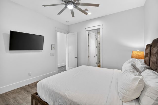 37 W Seahorse Circle, Santa Rosa Beach, FL 32459