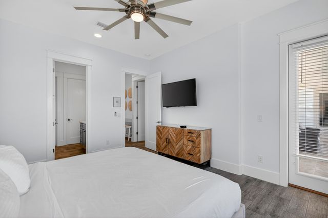 37 W Seahorse Circle, Santa Rosa Beach, FL 32459