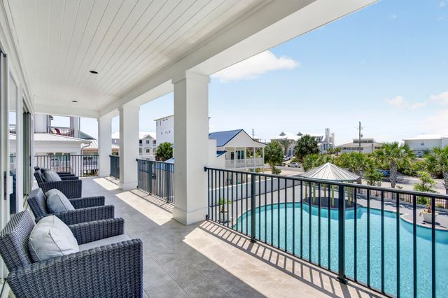 37 W Seahorse Circle, Santa Rosa Beach, FL 32459