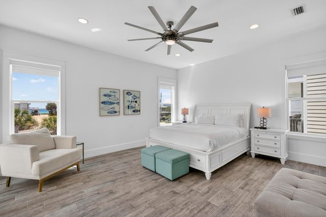 37 W Seahorse Circle, Santa Rosa Beach, FL 32459