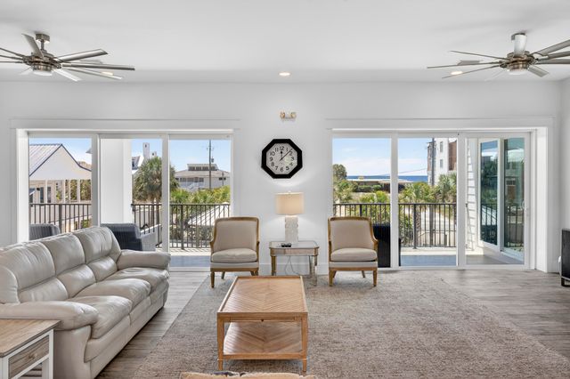 37 W Seahorse Circle, Santa Rosa Beach, FL 32459