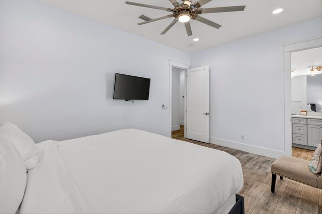 37 W Seahorse Circle, Santa Rosa Beach, FL 32459
