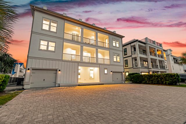 37 W Seahorse Circle, Santa Rosa Beach, FL 32459