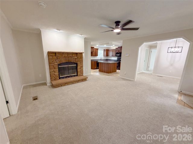 3556 Oakwood Avenue, Claremont, NC 28610