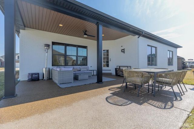 18530 Somerville Court, Evansville, IN 47725