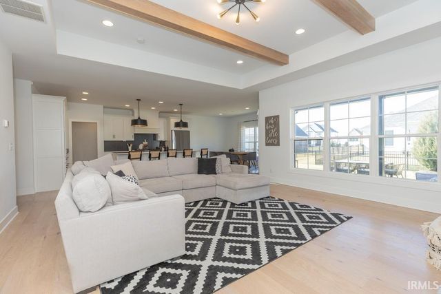 18530 Somerville Court, Evansville, IN 47725