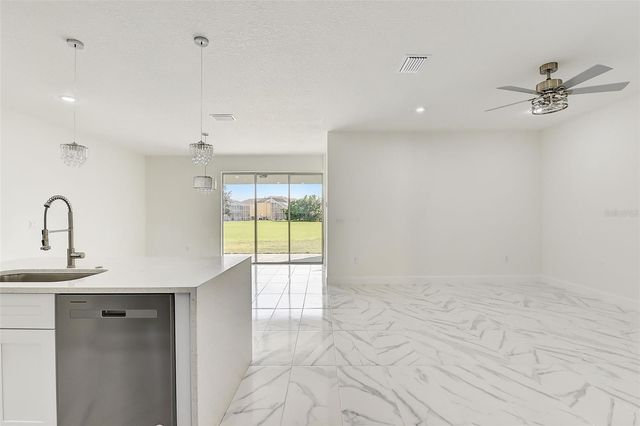 3889 WALKER ROAD, Apopka, FL 32703