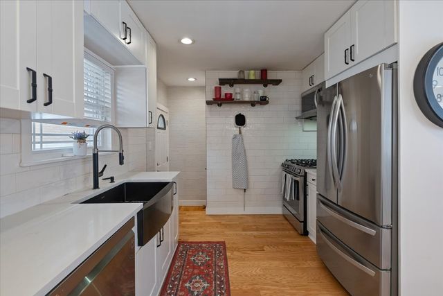 Address unavailable.