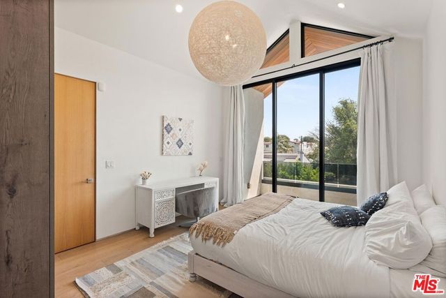 4527 Simpson Avenue, Studio City, CA 91607