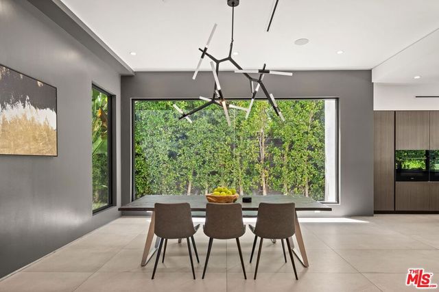 4527 Simpson Avenue, Studio City, CA 91607
