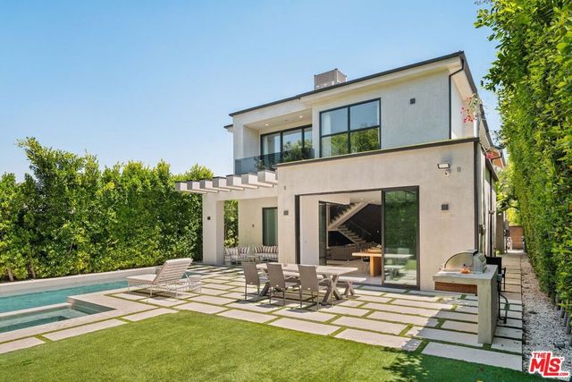 4527 Simpson Avenue, Studio City, CA 91607