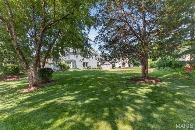 15673 Coventry Farm Drive, Chesterfield, MO 63017