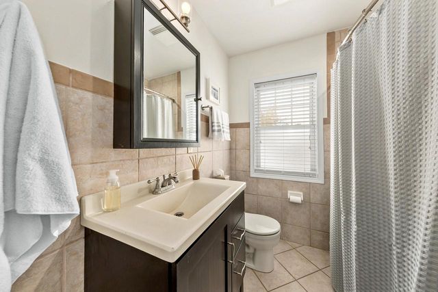 2210 N 107th STREET, Wauwatosa, WI 53226