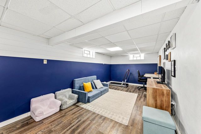 2210 N 107th STREET, Wauwatosa, WI 53226