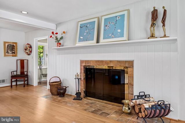 206 CHARMUTH RD, Lutherville Timonium, MD 21093