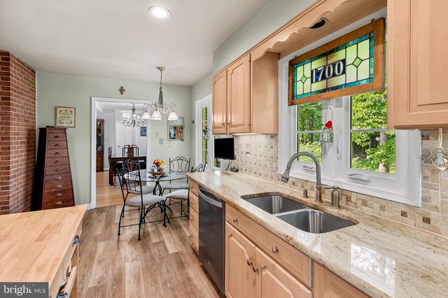 206 CHARMUTH RD, Lutherville Timonium, MD 21093