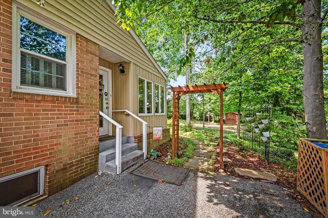 206 CHARMUTH RD, Lutherville Timonium, MD 21093