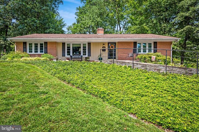 206 CHARMUTH RD, Lutherville Timonium, MD 21093