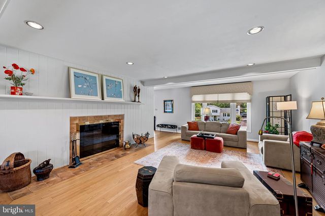 206 CHARMUTH RD, Lutherville Timonium, MD 21093