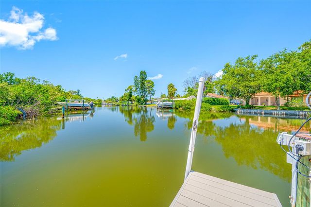 5000 VENETIAN BOULEVARD NE, St Petersburg, FL 33703