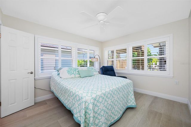 5000 VENETIAN BOULEVARD NE, St Petersburg, FL 33703