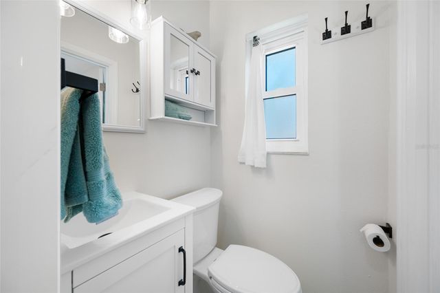 5000 VENETIAN BOULEVARD NE, St Petersburg, FL 33703